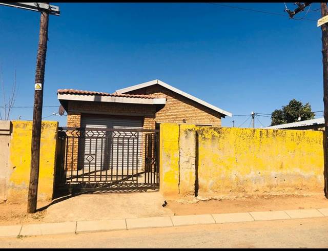 2 BEDROOM HOUSE FOR SALE IN RIETVALLEI